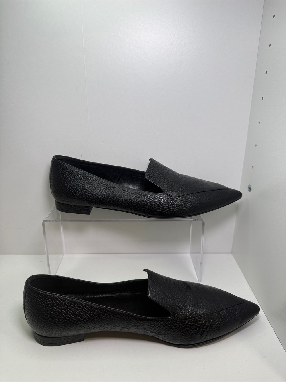 Classic Black Leather Pointed-Toe Flats size 10 - Picture 11 of 11